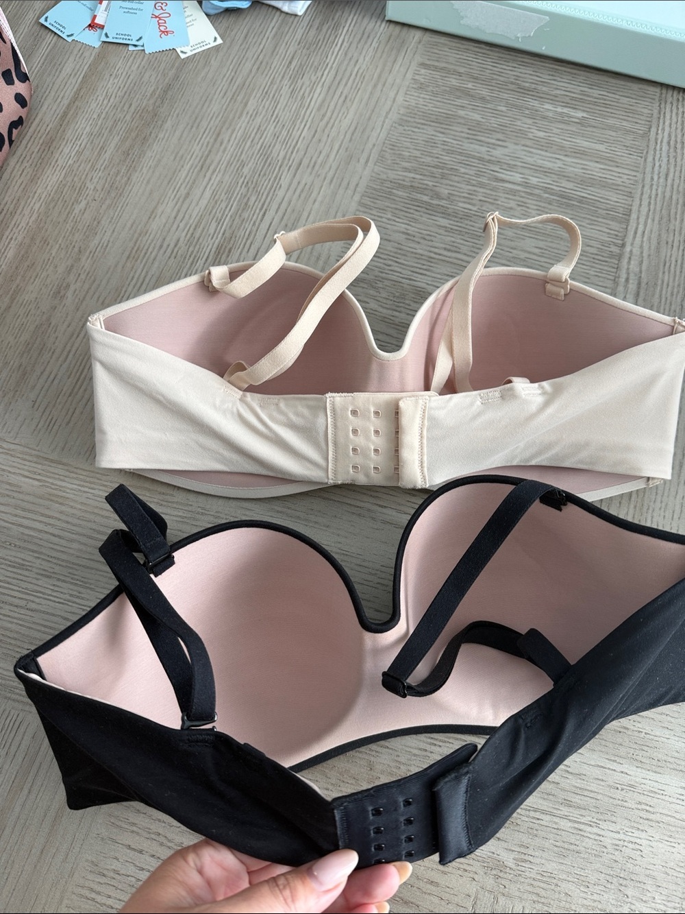 Soma Strapless Convertible Bra - Black & Cream - Picture 5 of 6